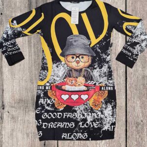 Bluza Lunga Imprimeu Ursulet Cool este o bluza din bumbac vătuit. Are mânecă lungă si asigură confortul termic în sezonul rece, potrivită în ținute chic.