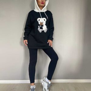 Hanorac Dama Vatuit Negru confecționat din bumbac calitate premium. Alege confortul termic într-o ținută cool. Calitate la prețuri mici!