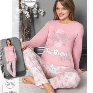 Pijama Dama Vatuita Beauty Roz din bumbac gros. Setul conține bluză și pantaloni lungi cu imprimeu. Este confortabila și potrivită pentru sezonul rece.