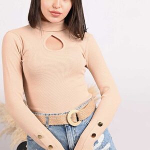 Bluza cu guler nasturi decorativi Crem din bumbac fin cu guler. Alege sa fii moderna si feminina! Produse moderne la calitate premium.